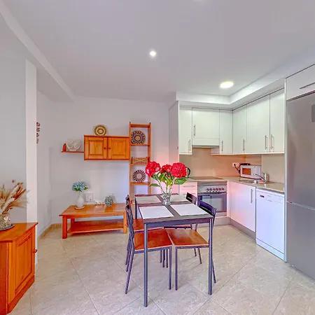 Vivalidays Francesco - - Costa Bra Lloret de Mar