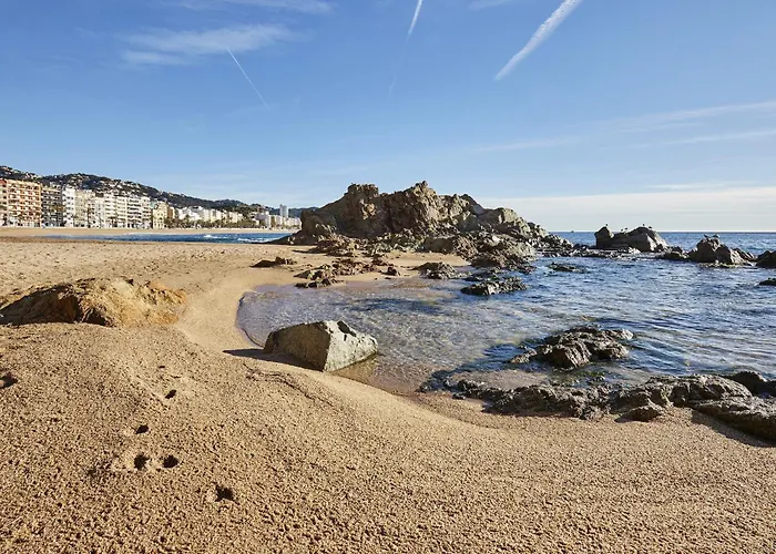 Vivalidays Francesco - - Costa Bra * Lloret de Mar