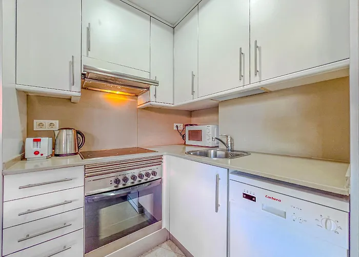 Vivalidays Francesco - - Costa Bra * Lloret de Mar