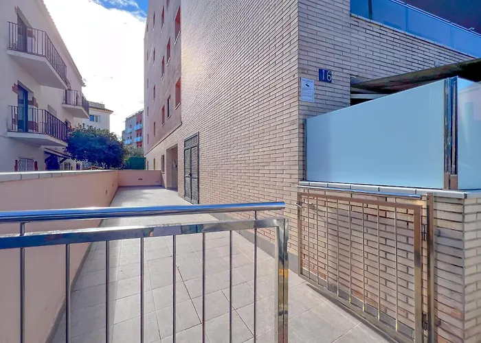 Vivalidays Francesco - - Costa Bra Lloret de Mar