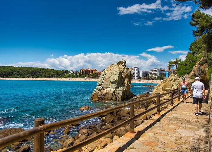 Vivalidays Francesco - - Costa Bra * Lloret de Mar